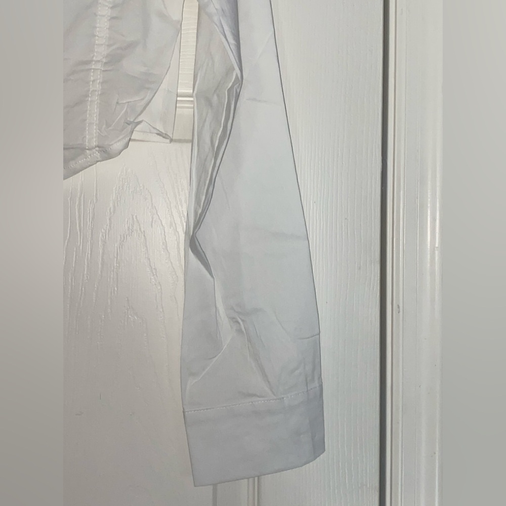 White Blouse Cut-Out crop - NWT - Fashion Nova - Picture 6 of 8